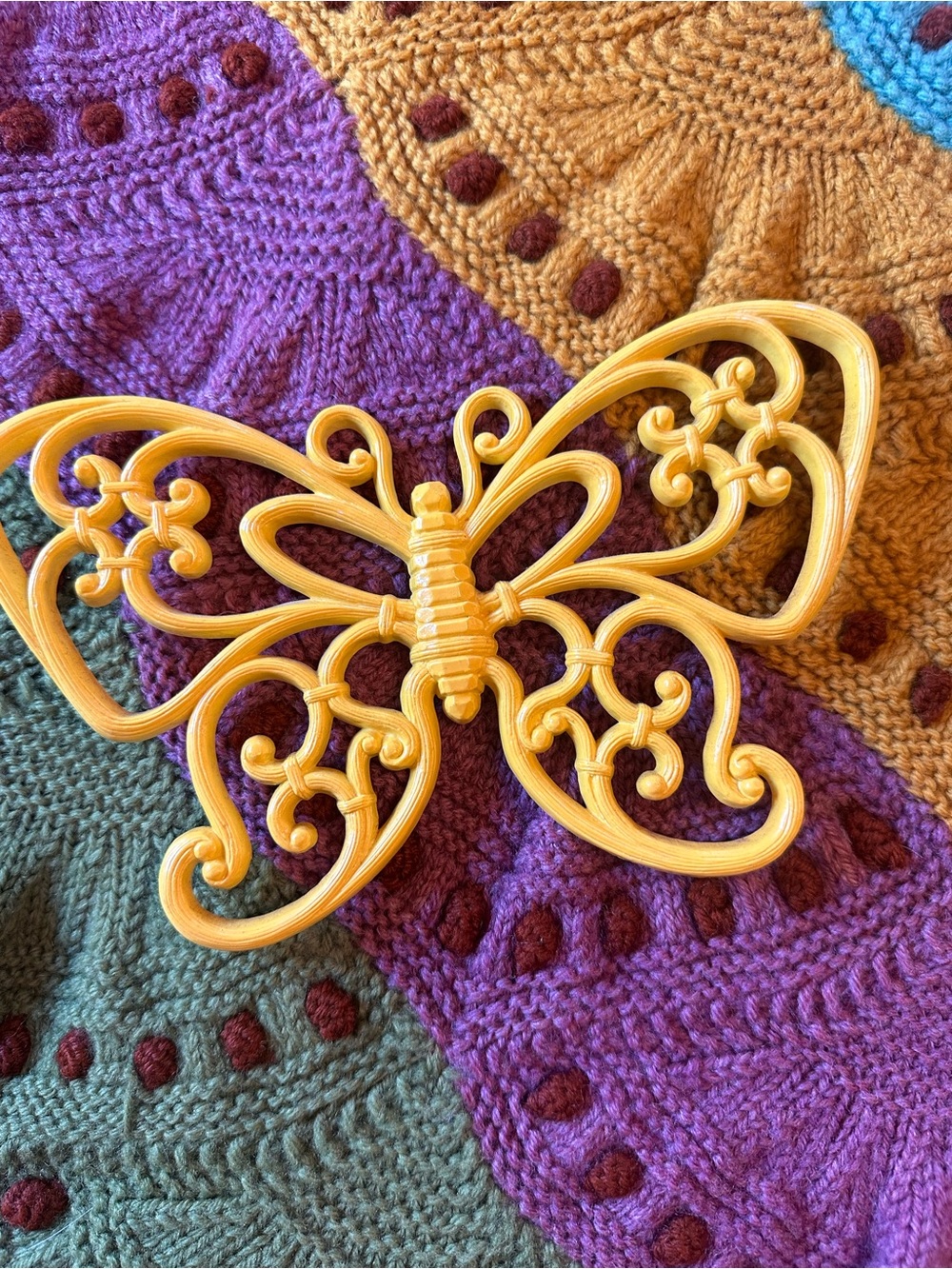 Homco Yellow Butterfly Groovy Wall Decor Hanger On Back